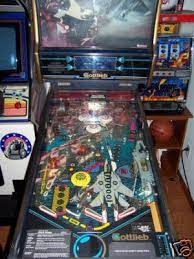 The led at d1 is lit. Gottlieb Gold Wings Pinball Machine 42710821