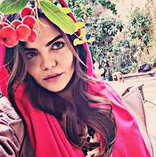 Altınbilek was born on 11 february 1991 in i̇zmir. Hilal Altinbilek Celebrity Age Weight Height Net Worth Dating Facts