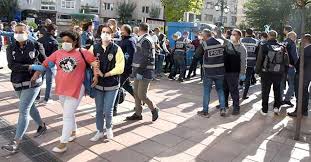 Eskişehir haber ve eskişehir son dakika haberleri, eskişehir gündeminden sonhaber ve gazete haberleri, odunpazarı, tepebaşı gibi ilçelerden bilgiler sayfa: Eskisehir De Olayli Aciklama Gozaltilar Var Eskisehir Haber Guncel Eskisehir Haberleri Eskisehir Ekspres