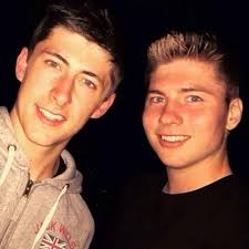 chris boyes (@chrisboysey)