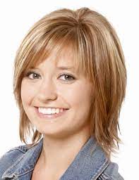 Casual Medium Straight Hairstyles For Men Medium Hair Styles Medium Length Hair Straight Light Brunette Hair Color