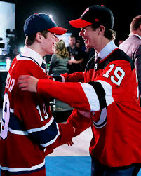 Pic.twitter.com/r8vktckvv8 — mikael nahabedian (@hunterofstats) january 5, 2021 the big ten player of the year and a top 10 finalist led the nation in scoring and his conference in points with 52. Ntdp Linemates Cole Caufield And Jack Hughes Share A Hug After Being Drafted In The First Round Of The 2019 Nhl Entry Dra Usa Hockey Hockey Baby Hockey Players