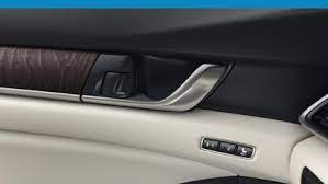Refer to your owner's guide or owner's manual to see them in more detail. Honda Information Center How To Customize Auto Door Locking Unlocking Display Audio Models