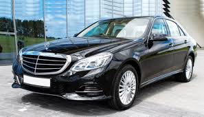 Best Airport Transfer Service In Crawley West Sussex Mercedes E Class Crawley Car
