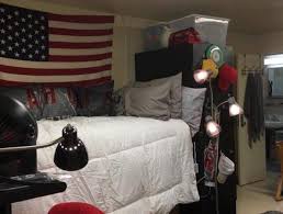 3 Easy Ways To Make A Guy S Dorm Room Look Great Pretty Dorm Room Beautiful Dorm Room Guy Dorm Rooms