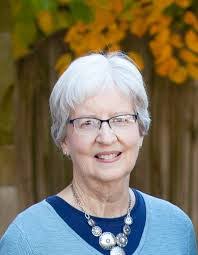 Gayle Gifford's Instagram, Twitter & Facebook