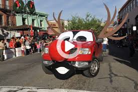 Pin On Car Parade Decorations In 2020 Christmas Car Decorations Christmas Car Christmas Parade Floats