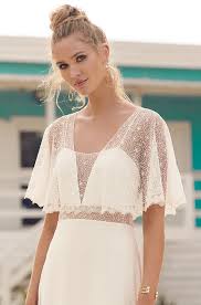 Superstar Wedding Dress Long Dress With Star Lace Top Covered Deep V Neckline And Flowy Short Slee Chic Wedding Dresses Rembo Styling Flowing Wedding Dresses