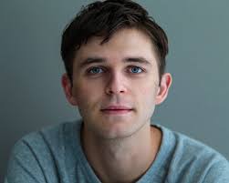 Mark Justin's Instagram, Twitter & Facebook