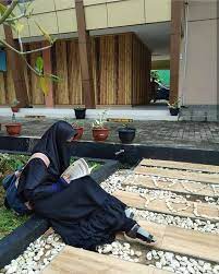 Namun, netizen justru dibuat salah fokus. Ikirin Judgement Orang Lain Sama Kita Plus Sibuk Berburuk Sangka Sama Orang Lain Cuma Bakalan Bikin Hati Kita Carut Marut Ngga Orang Perkumpulan Wanita Wanita