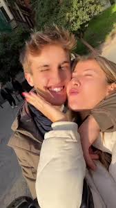 Mi novio no ha sido obligado a hacer este vídeo😂 #viral #fyp #parati  #novios #madrid @pol roses