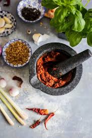 Monsoon Spice Unveil The Magic Of Spices Thai Red Yellow And Green Curry Paste Recipe Tr Homemade Curry Thai Red Curry Recipe Thai Green Curry Recipes
