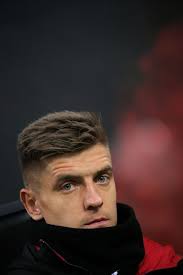 Piątek o piontek ( pronunciación polaca: Krzysztof Piatek Of Ac Milan Before The Serie A Match Between Ac Milan Ac Milan Milan Wallpaper