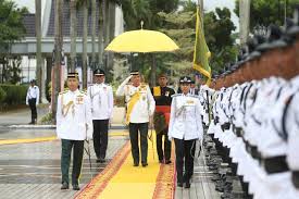 *current menteri besar of perak under umno/bn. Sultan Nazrin Hadiri Sambutan Hari Pahlawan