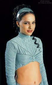 Yoda sprüche star wars bilder zeichnen natalie portman star wars königin amidala star wars padme star citizen star wars character star wars episoden. Queen Amidala Natalie Portman Star Wars Star Wars Outfits Star Wars Episode Ii