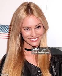 46 Holly Redmond Stock Photos, High-Res Pictures, and Images