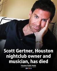 Ron Acklin's Instagram, Twitter & Facebook