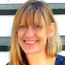 Jennifer Stille's Instagram, Twitter & Facebook