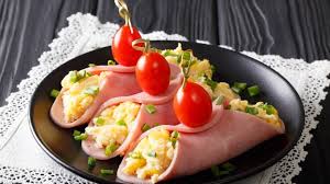 Schinkenrollchen Mit Ruhrei Zum Fruhstuck Rezept Schinkenrollchen Rezepte Ruhrei Rezept