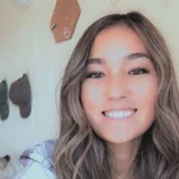 Laura Stump's Instagram, Twitter & Facebook