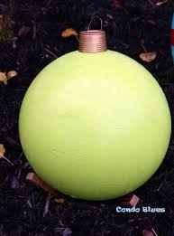 Alles für christmas bei otto! Condo Blues How To Make Easy Diy Outdoor Giant Christmas Ornament Decorations