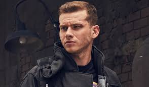 Oliver Stark Girlfriend, Who's 911's Buck Dating in Real Life?
