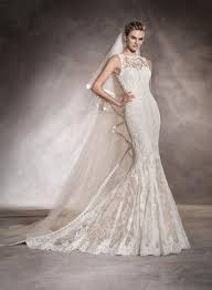 Pronovias brautkleid otawa b av17 748 888 branded der. Pronovias Brautkleider Edle Designs Fur Wahre Traumkleider Pronovias Brautkleid Brautkleid Brautkleid Designer