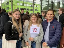 Da erstsemester normalerweise unmittelbar nach dem abitur bzw. Th Owl Studienstart 1 541 Erstsemester Starten Ihr Studium An Der Technischen Hochschule Owl