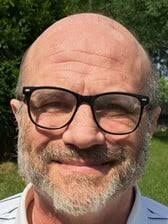 May a pro per legally have an attorney as co-counsel?