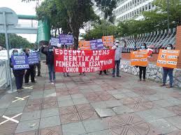 Get their location and phone number here. Five Arrested Outside Ipoh Hospital For Peaceful Protest Against Union Busting Move Nestia