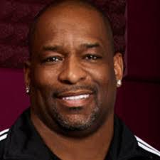 Leland Robinson's Instagram, Twitter & Facebook