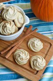 Pumpkin Pie Meringue Cookies She Bakes Here Pumpkin Recipes Pumpkin Crumble Cake Pumpkin Pie