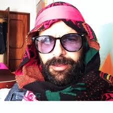 Trans Van Santos (@osbeaches)