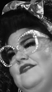 “Unless I fall apart Unless I fall in love Unless I fall too fast The  felling ain’t gonna last” #newmusic #katiekadan #singer