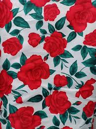 Gambar bunga mawar merah gambar bunga mawar putih mawar bunga mawar wallpaper mekar bunga bunga. Jual Kain Katun Motif Bunga Mawar Merah Kota Bandung Klarisma Textile Tokopedia