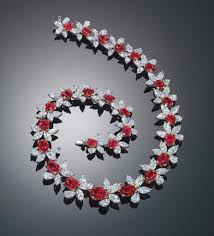 In india, the vibrant colored gemstones have become a signature fashion statement. Top 10 Most Expensive Diamond Necklaces In The World Expensive World