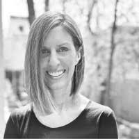 Daphne Lucas's Instagram, Twitter & Facebook