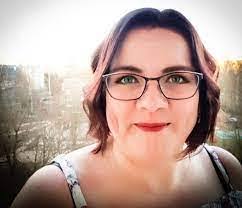 Yvette Graf's Instagram, Twitter & Facebook