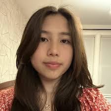 Maya Emerson's Instagram, Twitter & Facebook