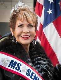 Gayle Novak's Instagram, Twitter & Facebook