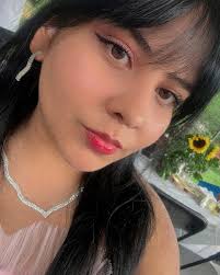 𝑽𝒊𝒄𝒕𝒐𝒓𝒊𝒂 𝑳𝒐𝒓𝒂 (@moon.lora) • Instagram photos and videos