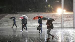 İstanbul için bugünün ve bu gecenin profesyonel hava durumu tahmini. Istanbul Hava Durumu 5 Gunluk Meteoroloji Den Saganak Yagis Uyarisi Istanbul Da Haftasonu Havalar Nasil Gundem Haberleri