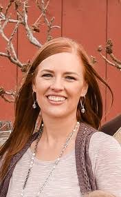 Amanda Kuhlman's Instagram, Twitter & Facebook