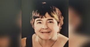 Debra Dellinger's Instagram, Twitter & Facebook