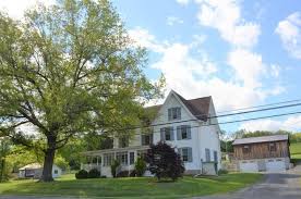 C 1876 Farmhouse For Sale With Barn And Outbuildings On 11 38 Acres In Canton Pa 265 000 Country Life Dreams F In 2020 Country Real Estate Fenced In Yard Farmhouse
