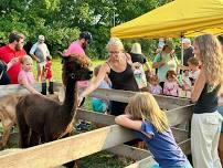 Honey Hill Petting Zoo