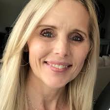 Wendy W. Bertagnolli (@wendybertagnolli) • Instagram photos and videos