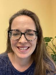 Elizabeth Grier's Instagram, Twitter & Facebook