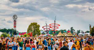 Lowlands gives you a lot to choose from every turn without being overwhelming. Rowdy Mind Blowing Lines Fabrique Rowdy Mind Blowing Lines