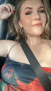 Hey y'all! More often I am an admirer of all you stunners but today thought  I would share my little makeover using some new CT products! Eyes and lips  are all pillow